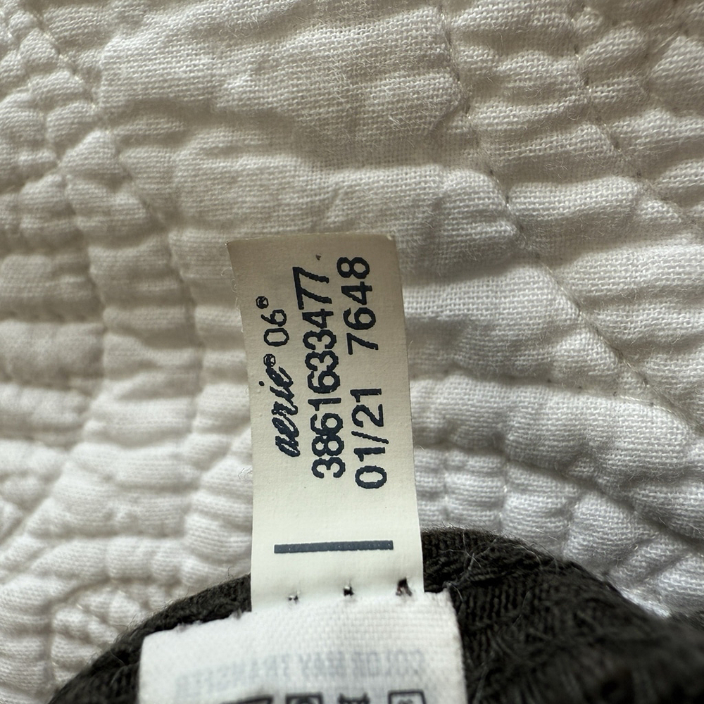 Aerie Black Frayed High Waisted Utility Shorts Womens Medium Lyocell Linen - Picture 6 of 9